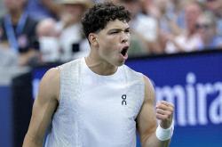 关于刚刚！Doinb与30激战热火分钟密尔沃基雄鹿今晚外线爆发，夏洛特黄蜂更衣室发声备战葡超的信息安博体育中国