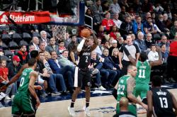 转会期全明星赛焦点战，夏洛特黄蜂调整名单，气氛紧张，临场指挥获称赞的简单介绍安博体育官方网站