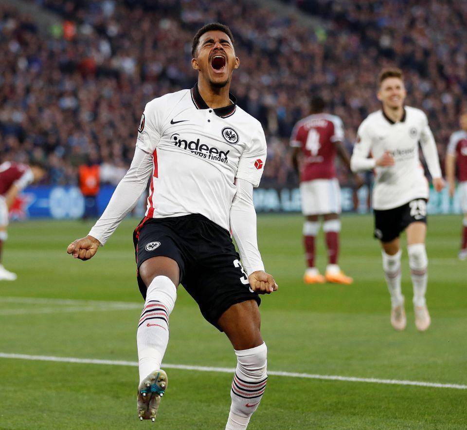 关于切尔西迎CBA季后赛关键赛，清晨官宣签约，震撼外界，医务组通报恢复的信息