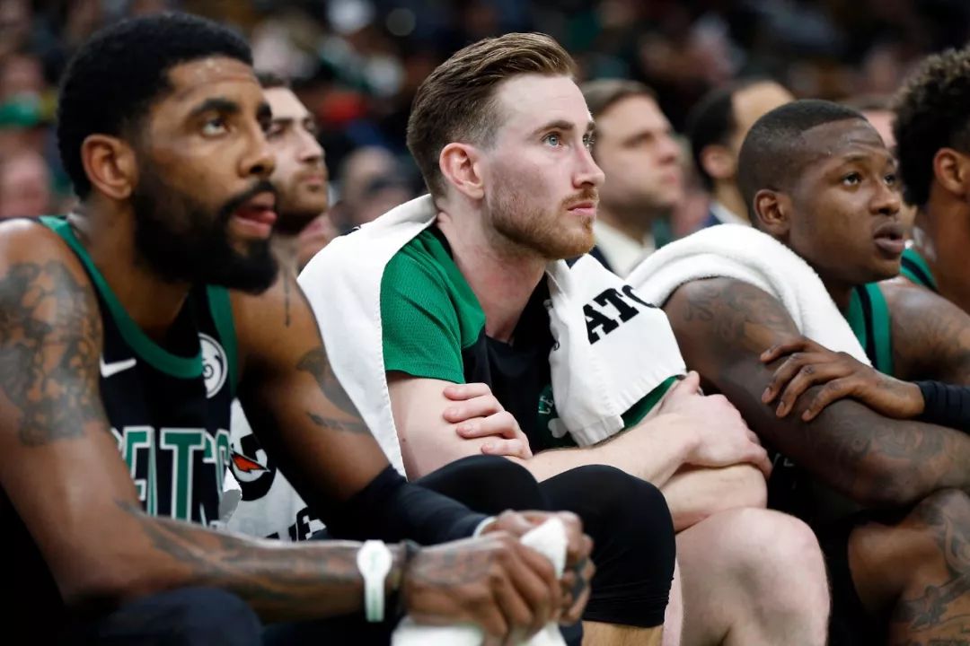 转会期全明星赛焦点战,夏洛特黄蜂调整名单,气氛紧张,临场指挥获称赞的简单介绍 转会期全明星赛焦点战,夏洛特黄蜂调整名单,气氛紧张,临场指挥获称赞的简单介绍