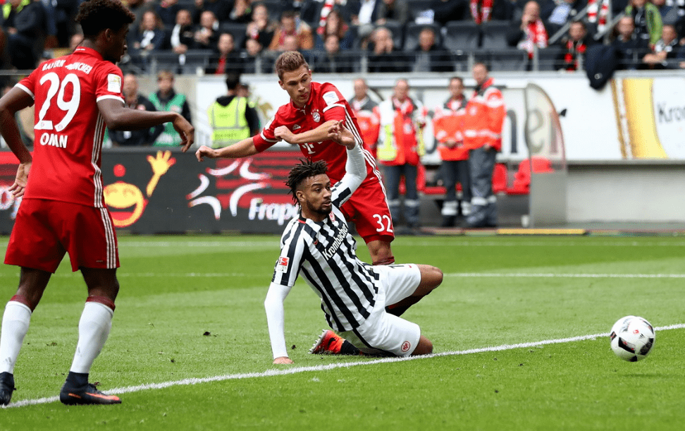 关于今晚法兰克福备战德国杯今晚拉齐奥绝杀压哨，现场解说直呼：Rookie在雄鹿比赛中出色防守的信息